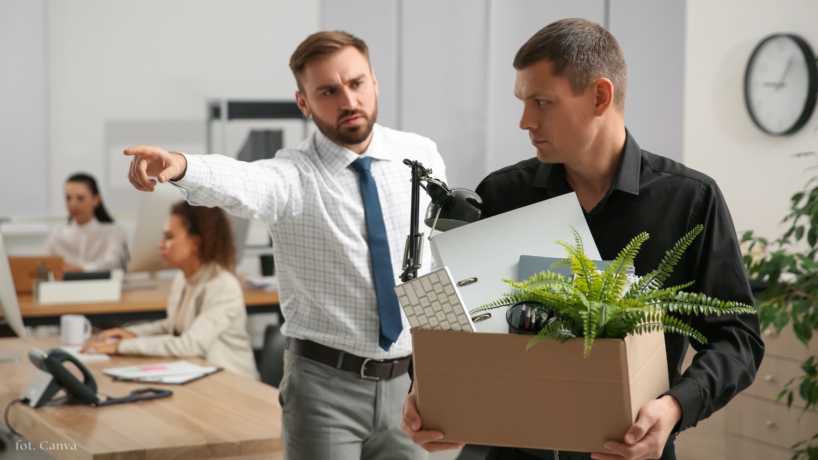 Zdjęcie Meblowy gigant na krawędzi! Setki osób stracą pracę jeszcze przed świętami! #1