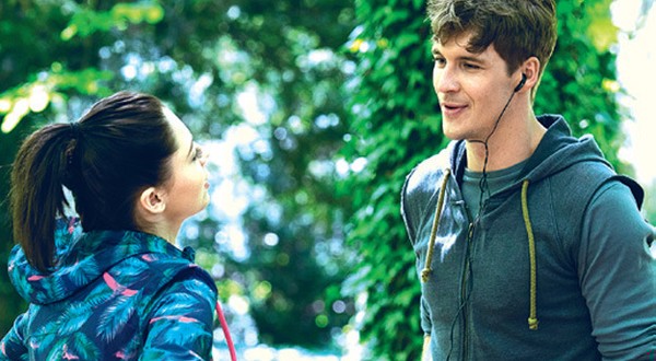 Miłość rodzi się często ze spotkania, od którego nikt nie …