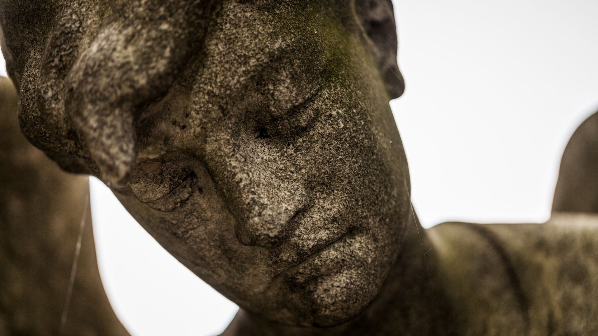 Czujesz się wycieńczony emocjonalnie? Oto proste rady, które pomogą przerwać błędne koło