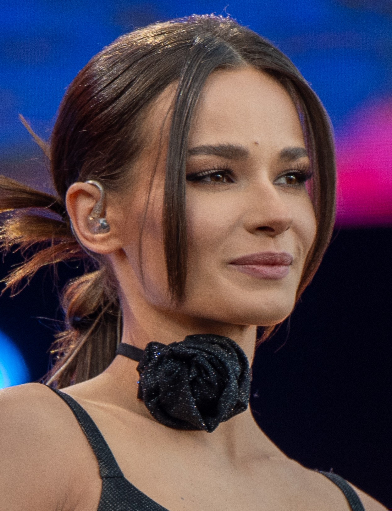 Zdjęcie "Tutaj życie płynie dwa razy wolniej" - Natalia Szroeder i jej kaszubskie korzenie #1