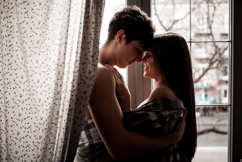 W życiu spotykasz tylko jedną osobę z którą lecą iskry …