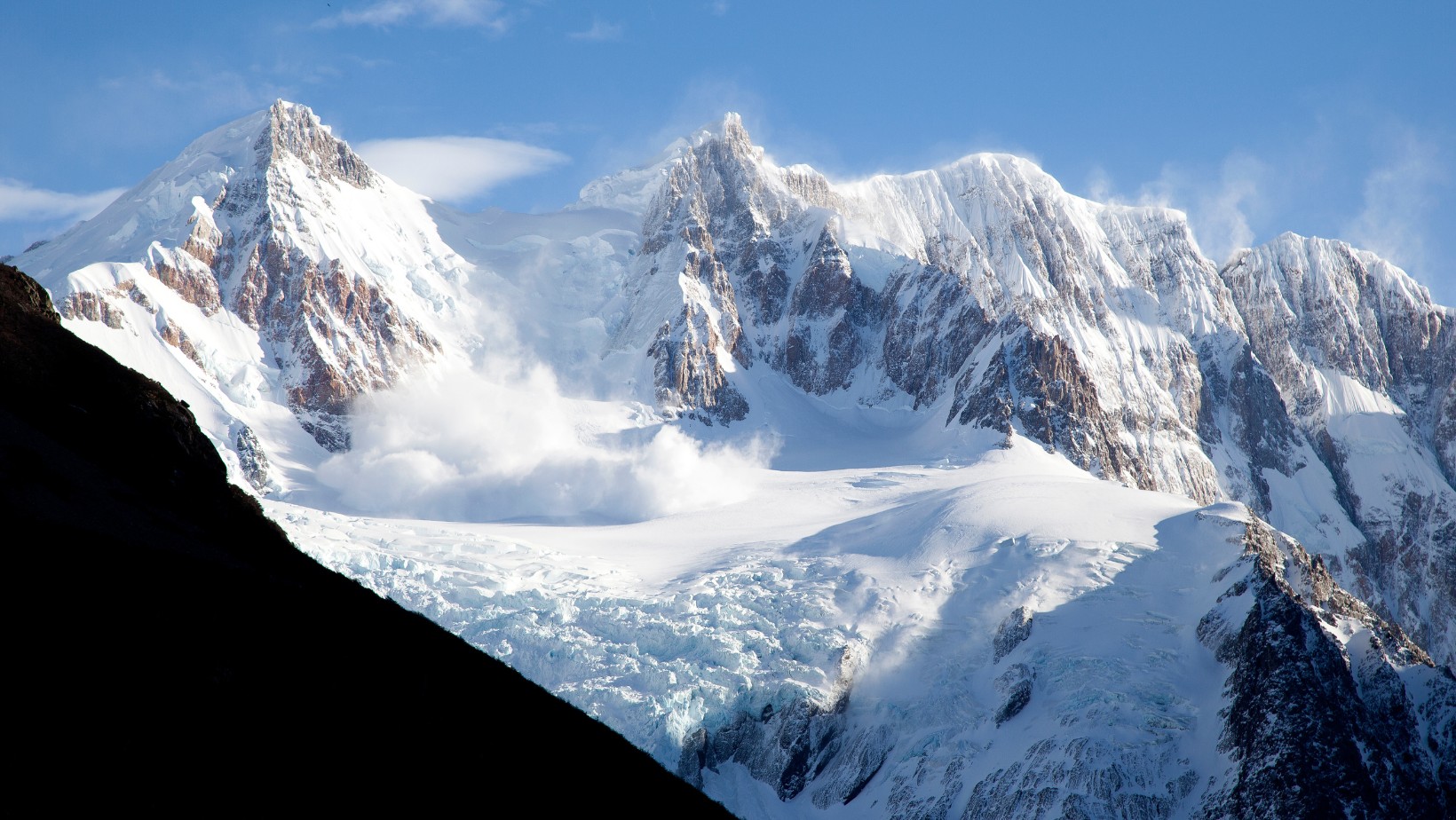 Zdjęcie Groźna lawina w Tatrach! TOPR szuka pod śniegiem ludzi! #1