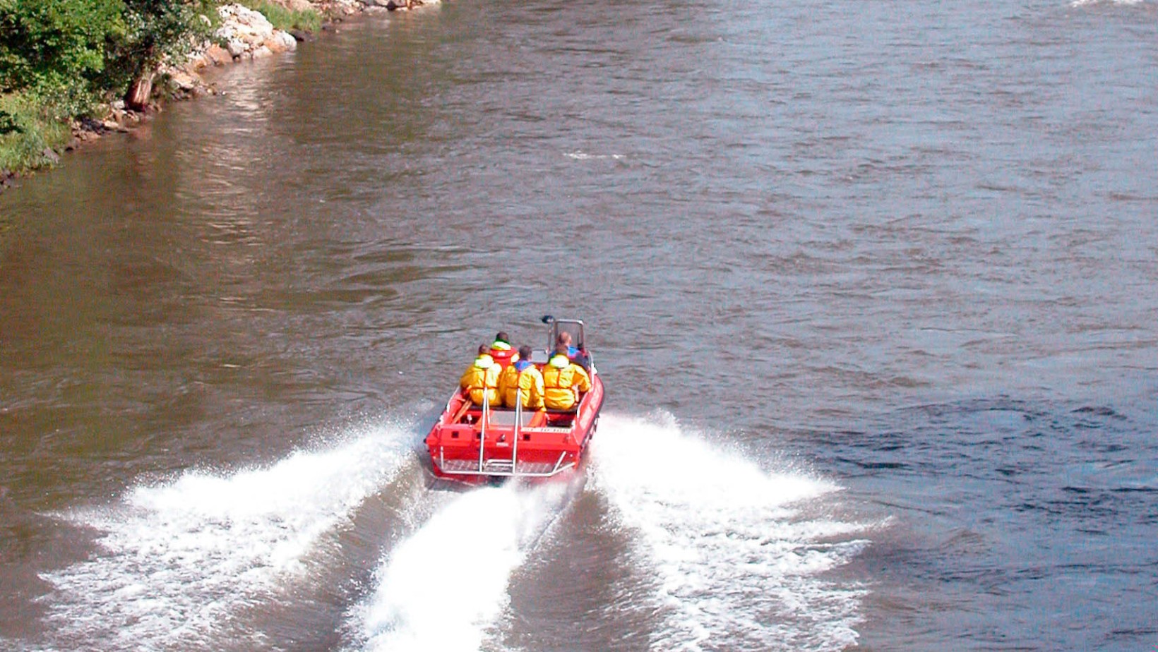 Dramat nad Odrą! Kobieta z dzieckiem miała wejść do rzeki