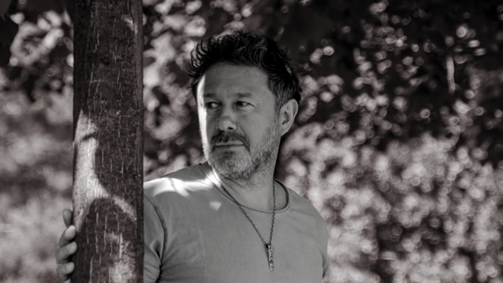 Ojciec Andrzeja Piasecznego zmarł na raka. Artysta nie może się pogodzić z jego śmiercią…