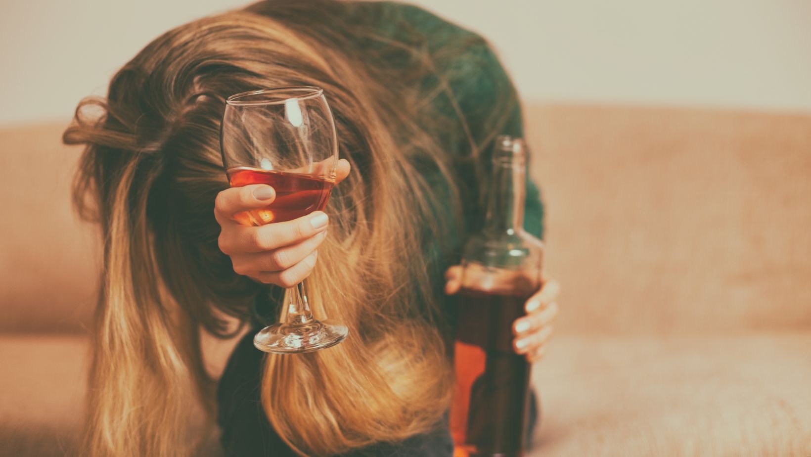 Po czym poznać, że jesteś ukrytym alkoholikiem?