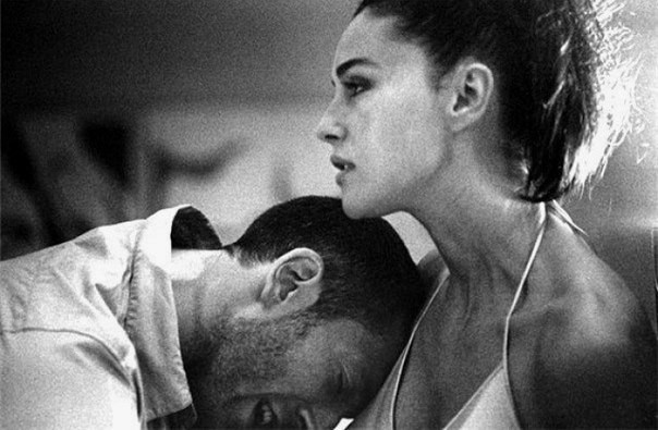 Nie umiem, nienawidzę się rozstawać. Z nikim i z niczym, …