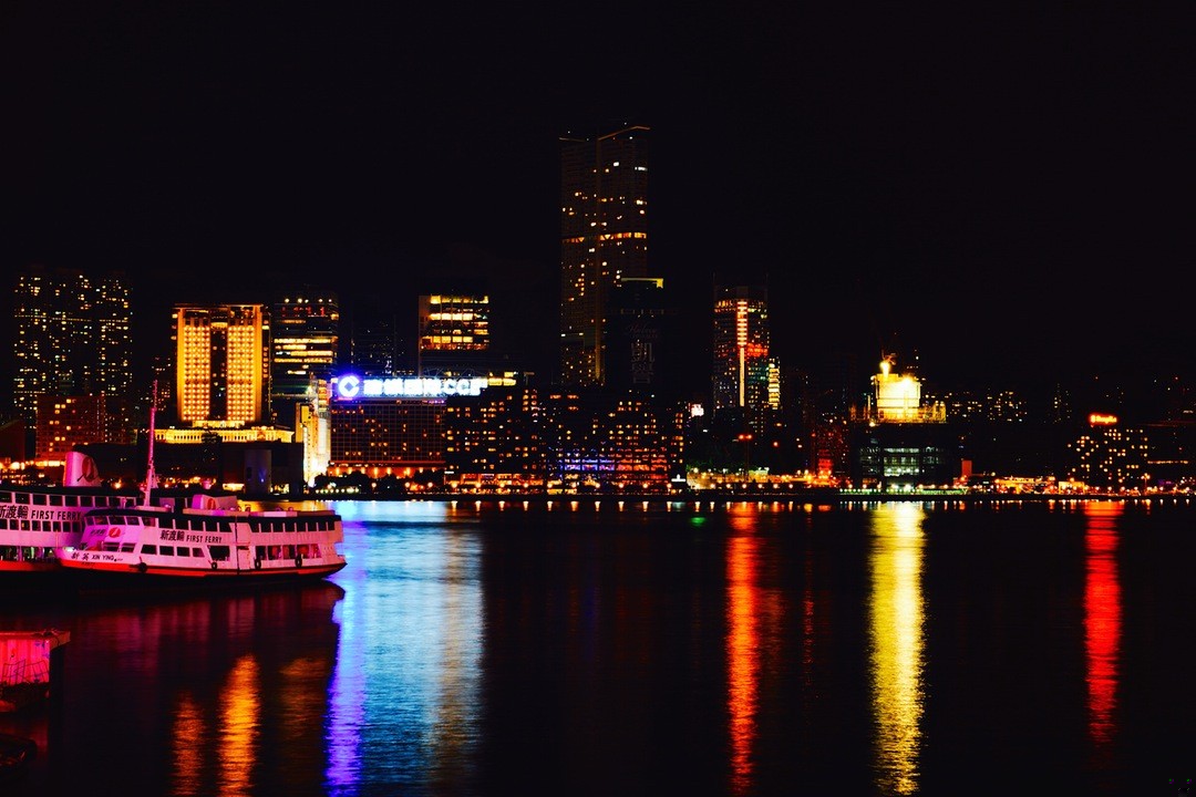 Każdy z nas potrzebuje podtrzymującej psychoterapii, jaką jest przyjaźń.