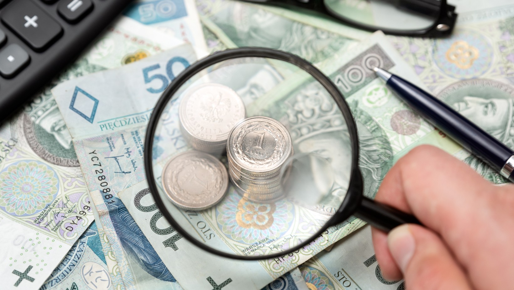 Dodatkowe 2000 złotych do zasiłku pogrzebowego?! Nowa propozycja rządu!