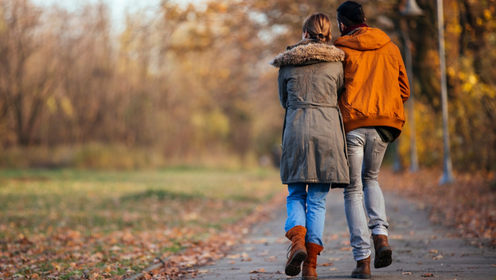 Osoby o tych imionach kochają jesień – sprawdź, czy twoje imię pasuje do tej magicznej pory roku!