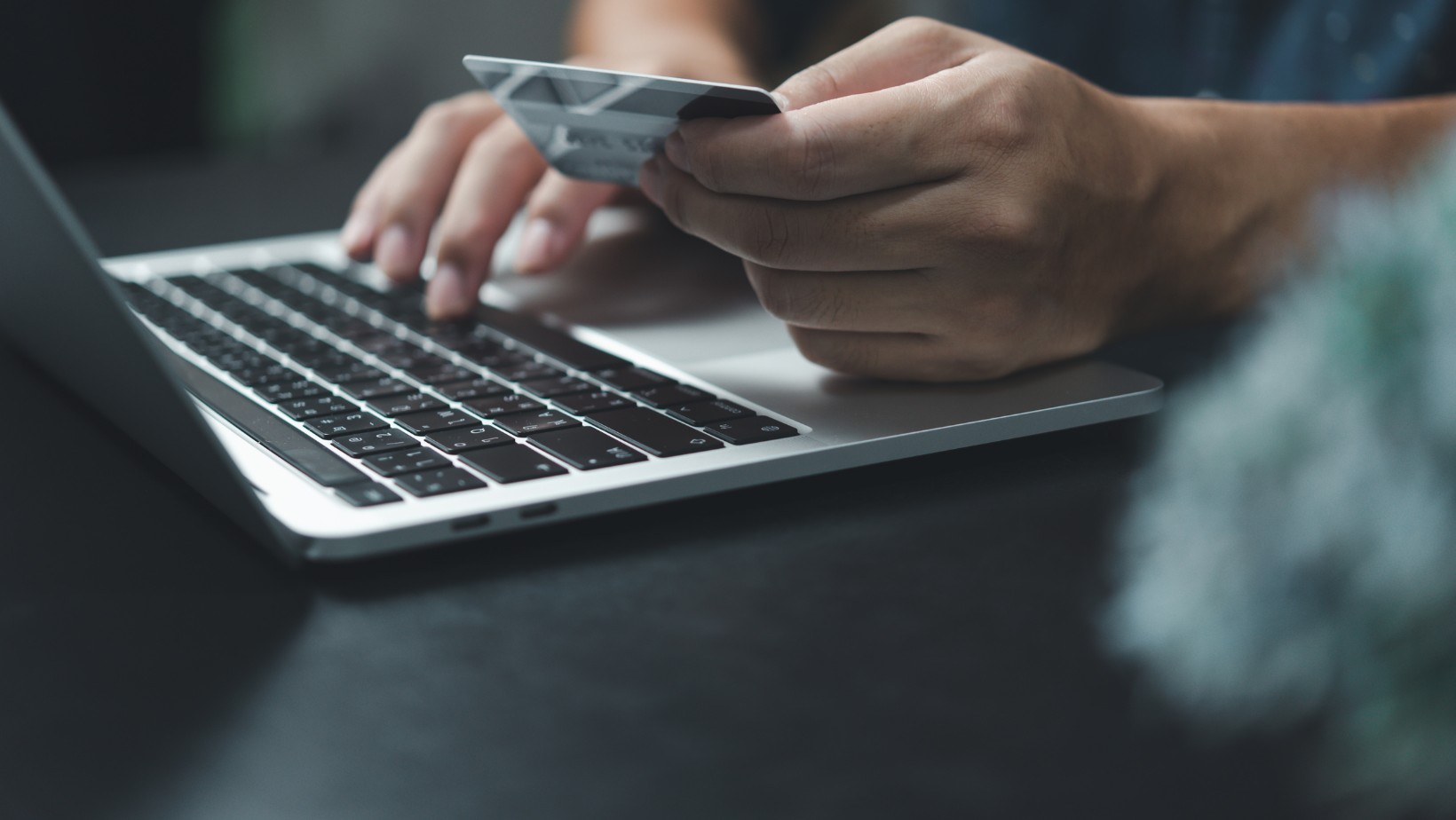 Zdjęcie Jakie przelewy podlegają kontroli skarbowej? Zasady i limity o których warto pamiętać! #1