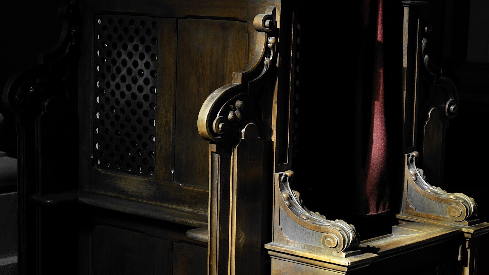 Czy przed Wielkanocą trzeba iść do spowiedzi? O tym warto wiedzieć!