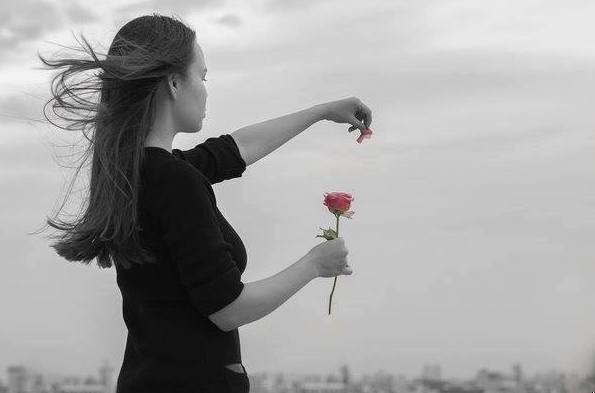 Największy błąd, jaki można popełnić, to pozwolić zostać niektórym ludziom …