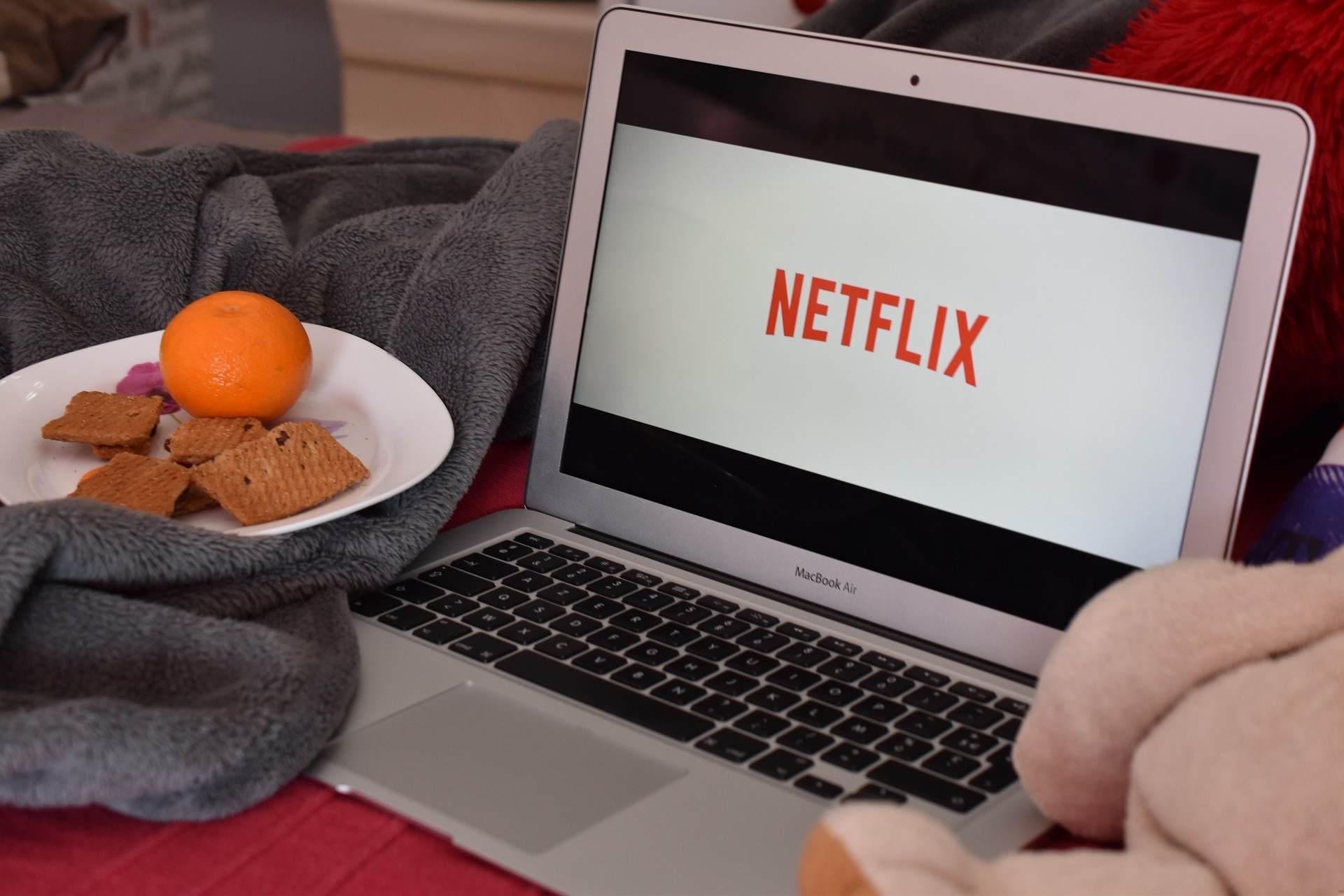 Co warto obejrzeć na Netfliksie w grudniu?