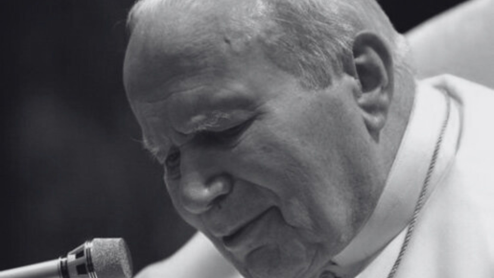 Ostatnie chwile Jana Pawła II – duchowe pożegnanie, które poruszyło świat