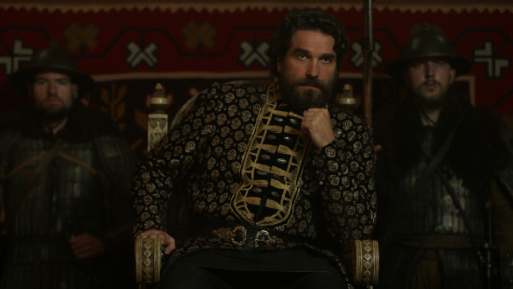 Ten serial od Netflixa z Marcinem Dorocińskim skradł serca widzów!