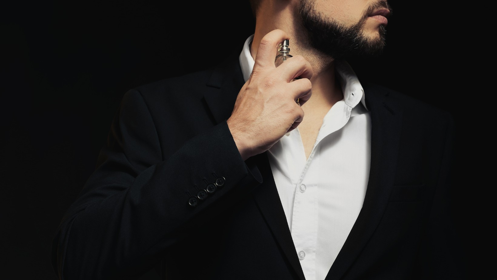 Żonaty facet pachnie inaczej niż singiel? Kobiety potrafią to wyczuć!