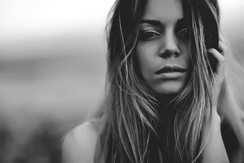 „Jestem dziwna bo lubię jasne sytuacje. Lubię wiedzieć na czym stoję, kto …