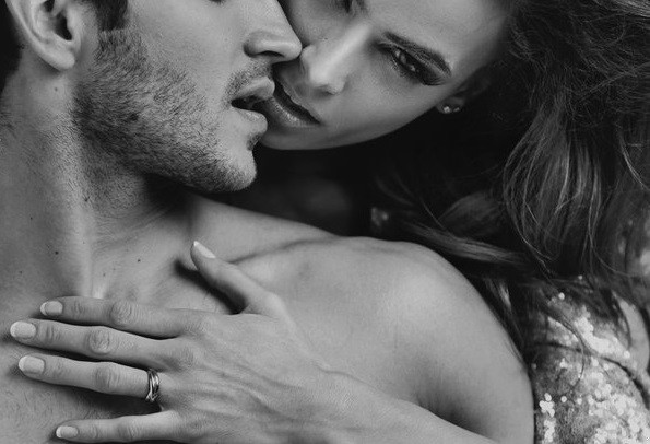 Kobieta przy swoim partnerze powinna czuć, że jest wyjątkowa, piękna, …