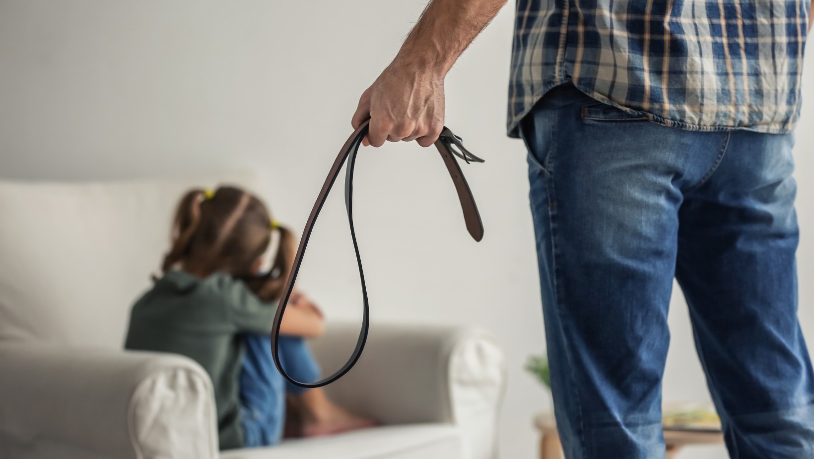 Jesteś surowym rodzicem? Twoje wychowanie może doprowadzić do depresji u dziecka