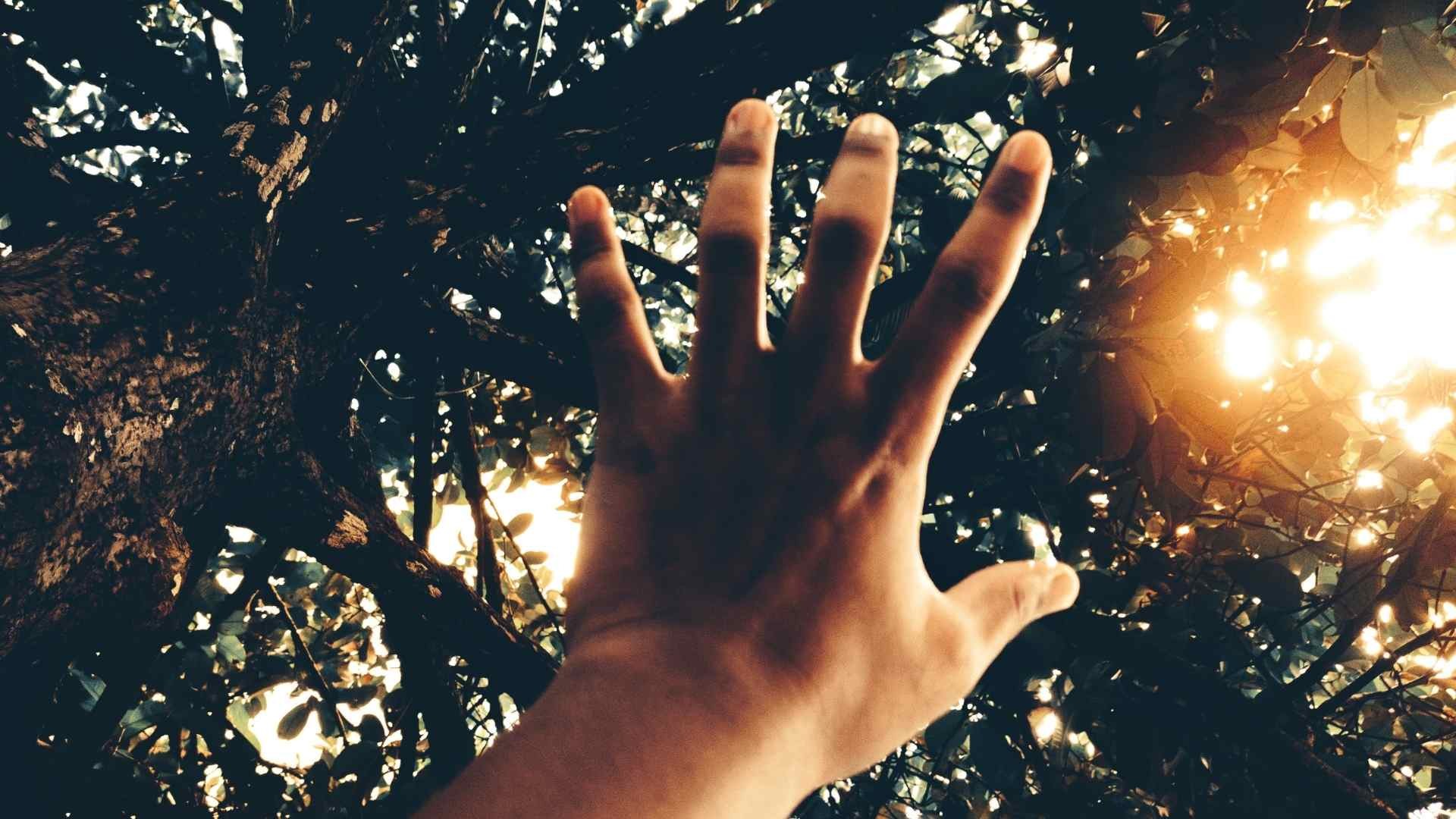 Jak się objawia kryzys psychiczny? Poznaj charakterystyczne zachowania