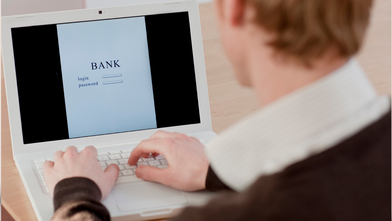 „Możesz stracić pieniądze”! PKO BP ostrzega klientów wydając pilny komunikat!