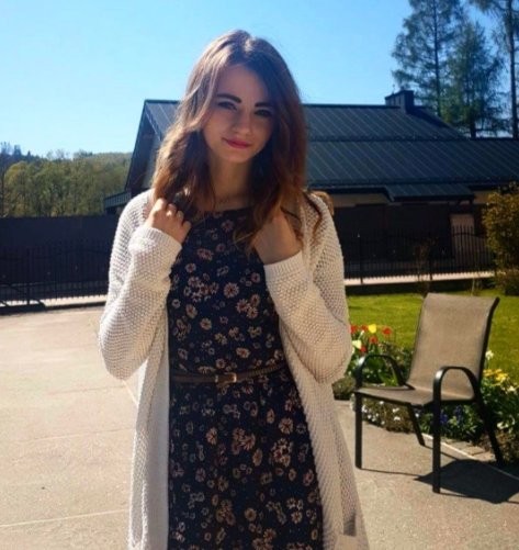 Zdjęcie Zobacz jak wyrosła córka Adama Małysza! Ma już 20 lat i jest piękną kobietą. #2