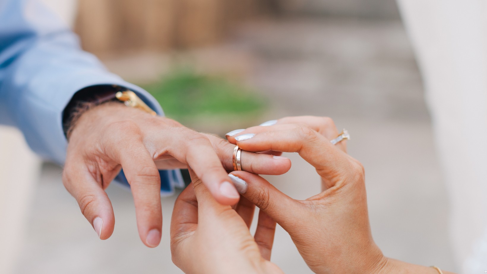 Chcesz sprawdzić, czy mąż Cię zdradza? Wystarczy ci do tego jego obrączka