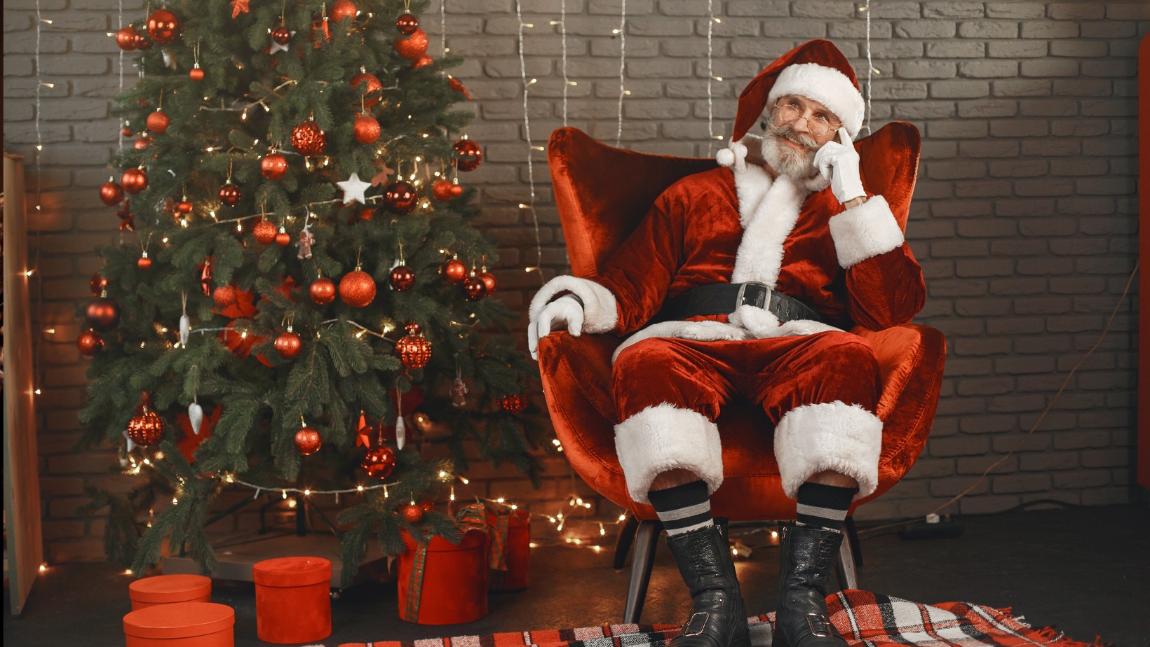 Zdjęcie Dzień Świętego Mikołaja czy Mikołajki? Jaką nazwę wybrać i skąd pochodzi tradycja? #1