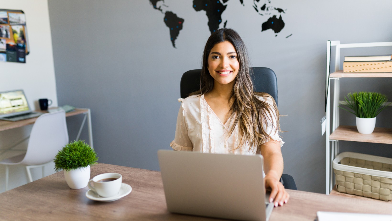 Zdjęcie Kolejne biuro podróży bankrutuje! Turyści zostali na lodzie?! #1