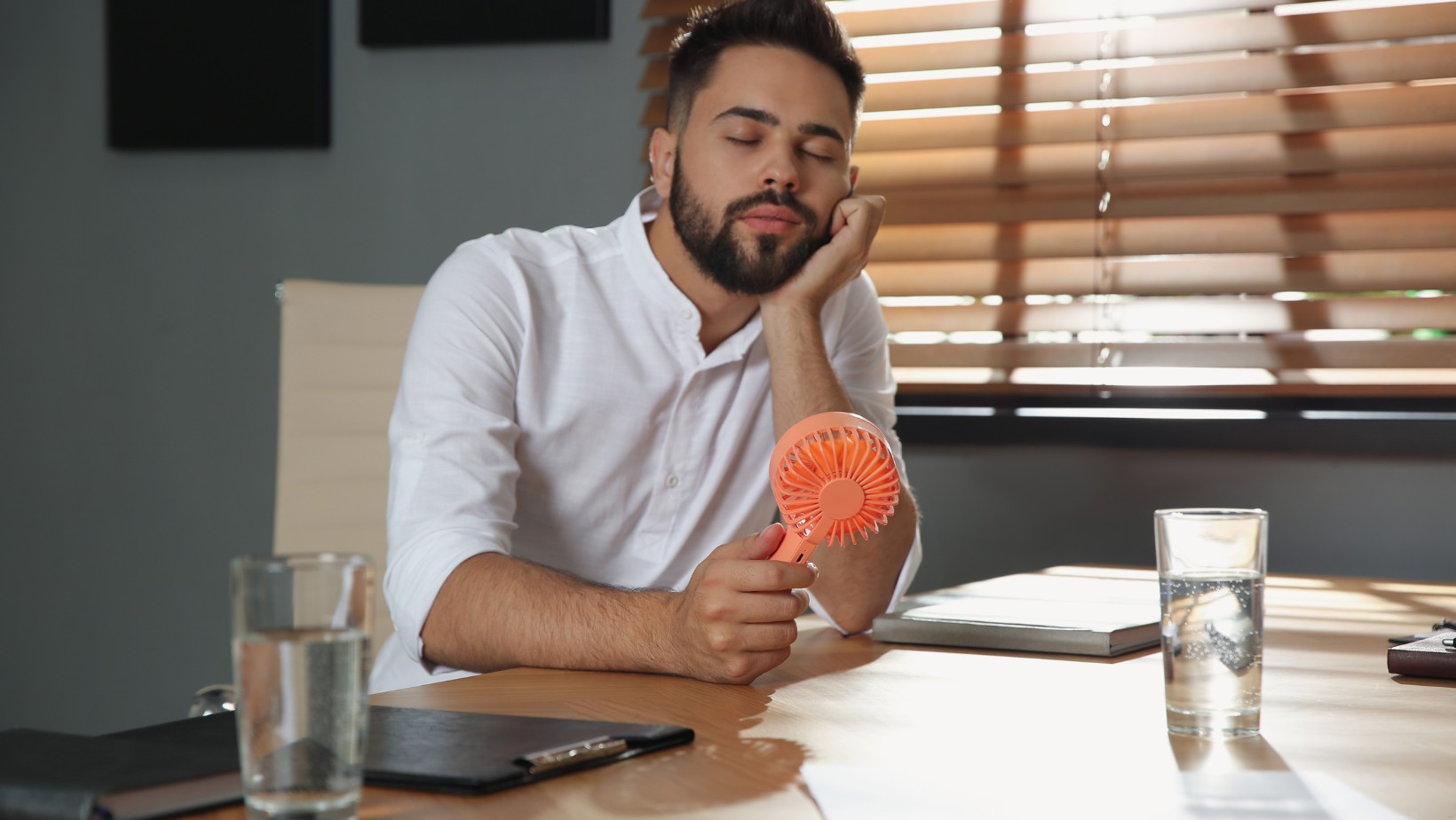 Zdjęcie Czy podczas upałów można odmówić wykonywania pracy?! Jakie obowiązki ma pracodawca? #1