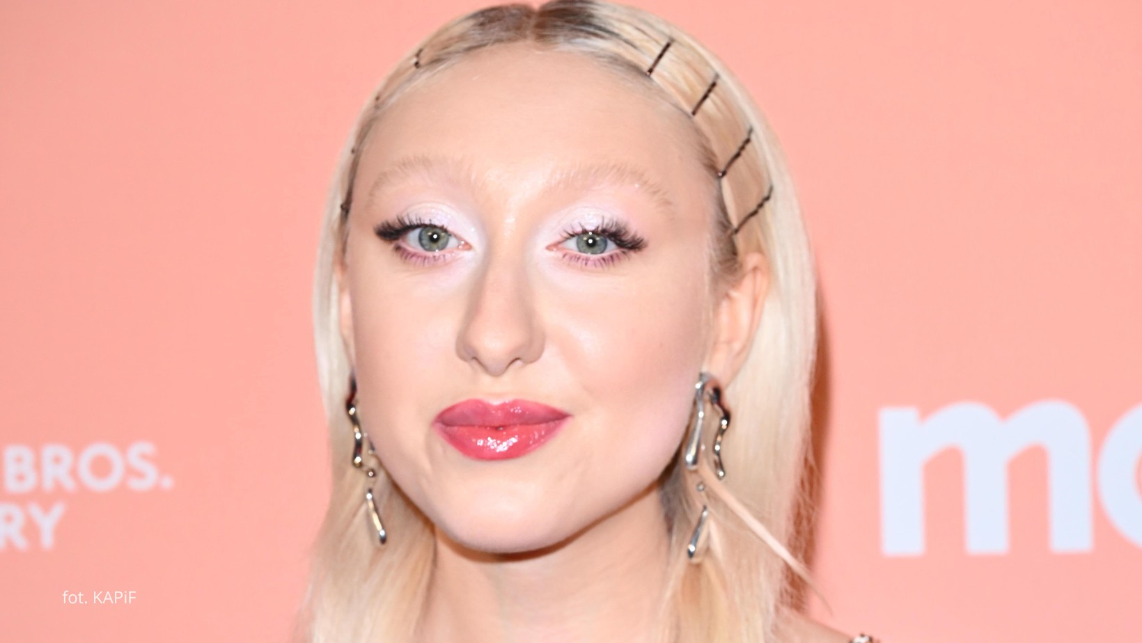 Luna i jej bulwersujące nagranie z kościoła wywołało skandal! Archidiecezja ostro reaguje!