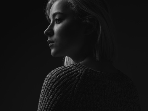 Czasem dzwonili do siebie, wysyłali SMS-y. Obydwoje grali równocześnie w …