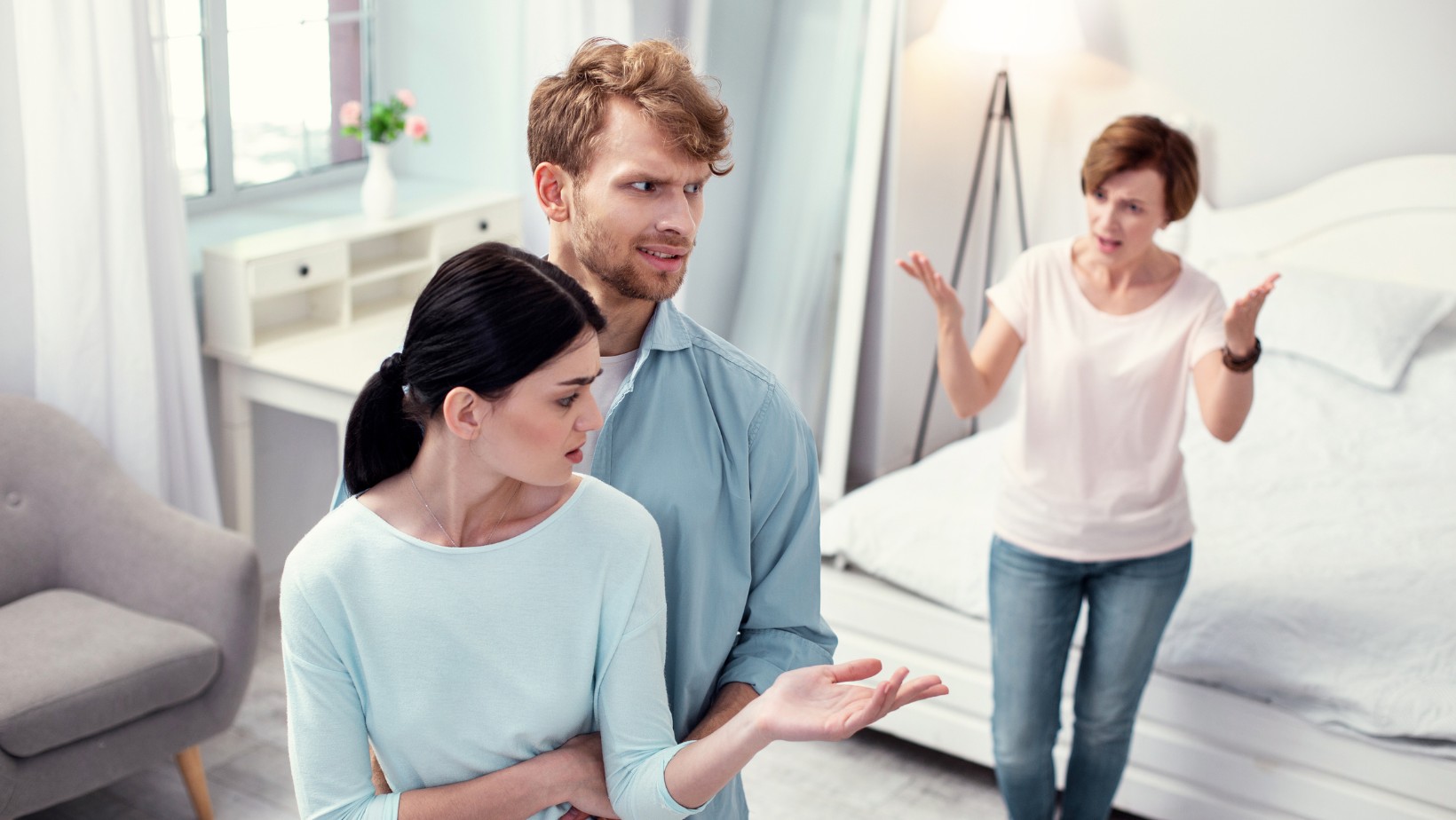 Zdjęcie Jak radzić sobie z trudnymi teściami? Skuteczne wskazówki #1