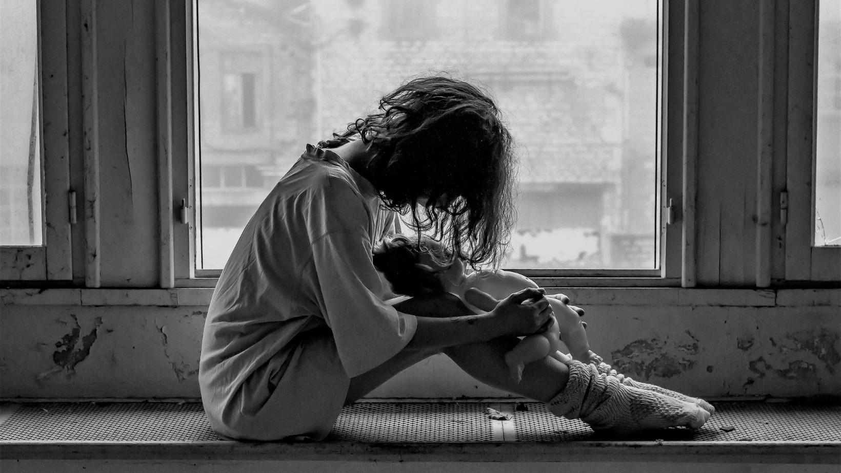 Czy jesteś dorosłym dzieckiem niedojrzałych rodziców? Oto 5 sygnałów ostrzegawczych