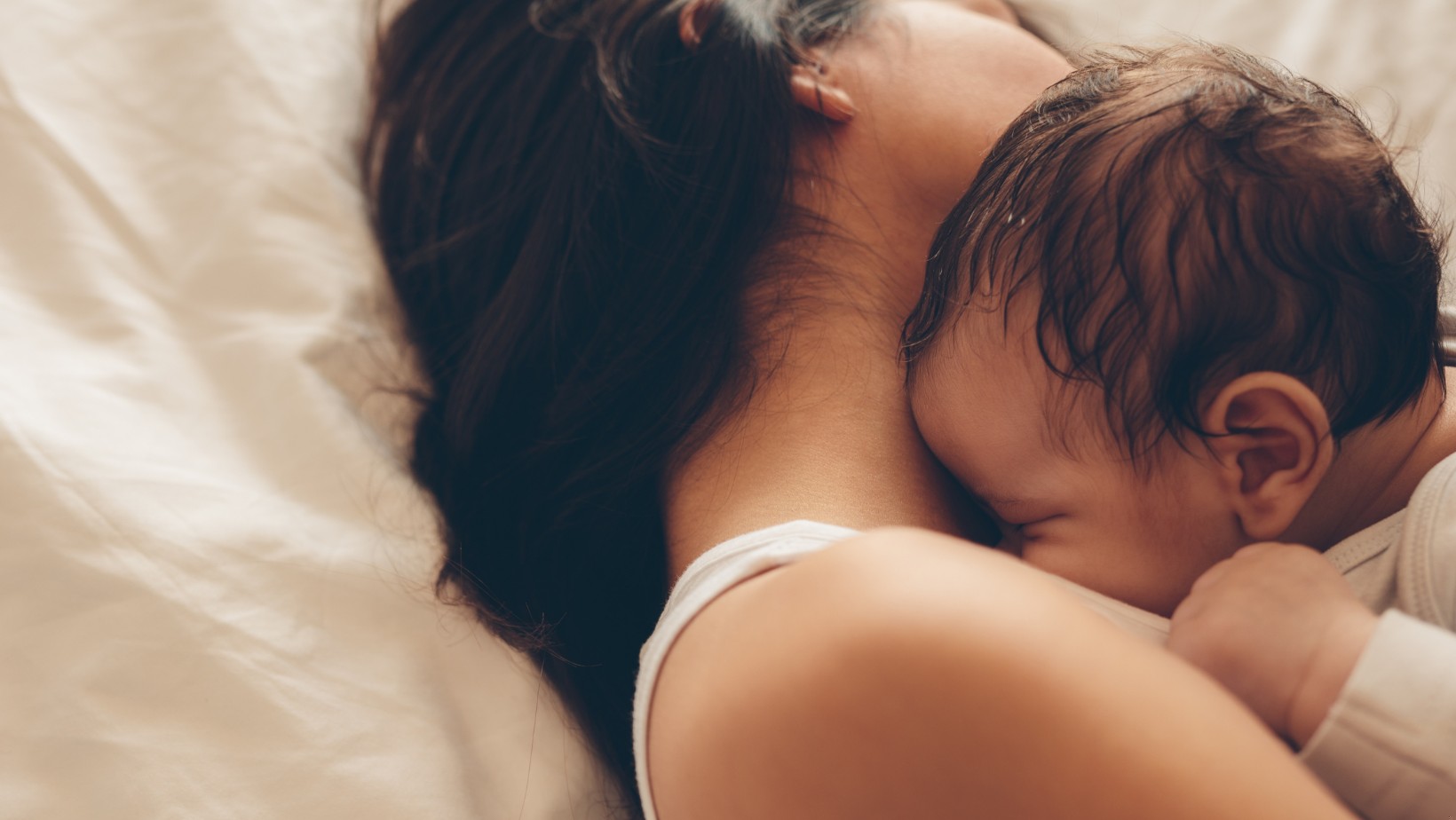 Kopniak w krocze czy poród? Co boli bardziej?