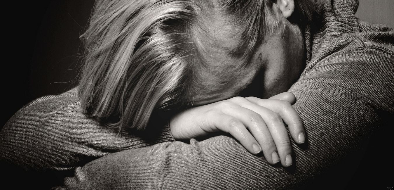 Czym jest baby blues? Kto może go doświadczać?