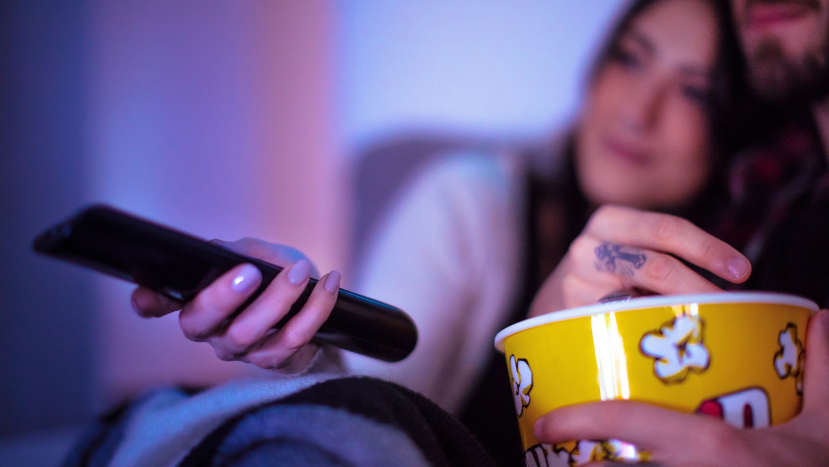 Filmy i seriale idealne na jesień