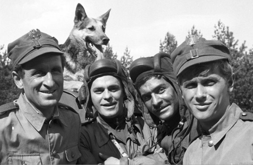 „Czterej pancerni i pies” mają już 57 lat! Tych ciekawostek o serialu NIE ZNACIE!