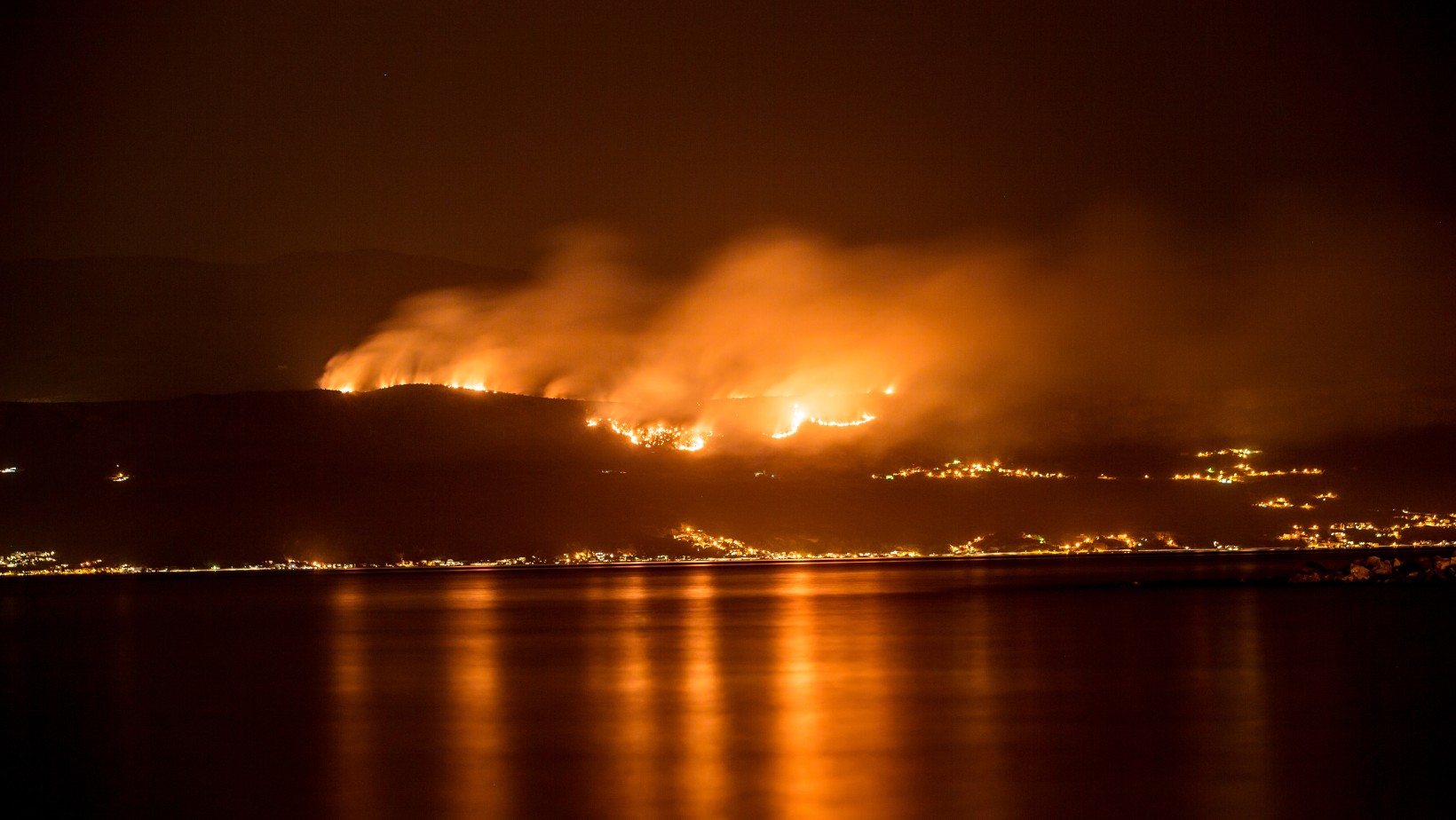 Koszmar w Chorwacji! Pożary opanowały trzy ważne kurorty turystyczne!