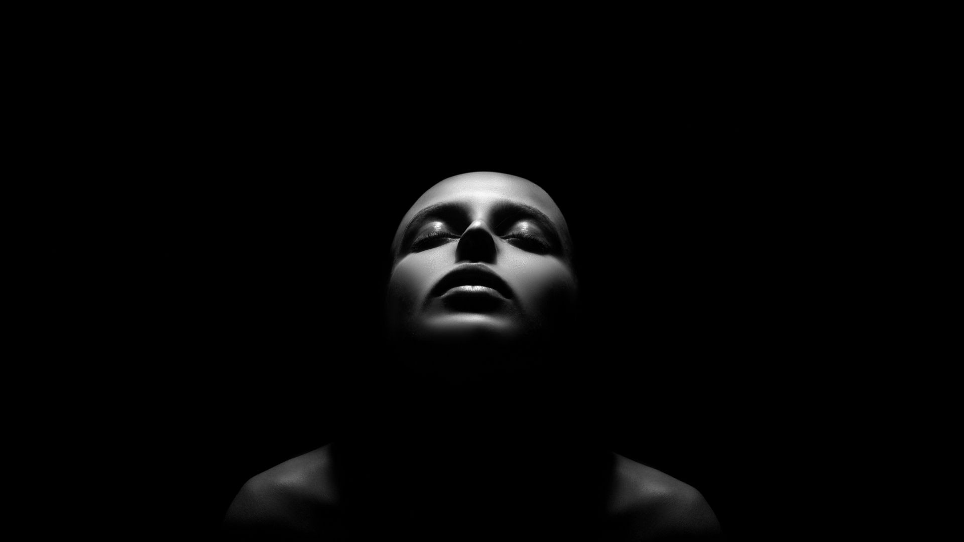 Nawracające negatywne myśli o samym sobie. Czym jest ruminacja i jak sobie z nią poradzić?