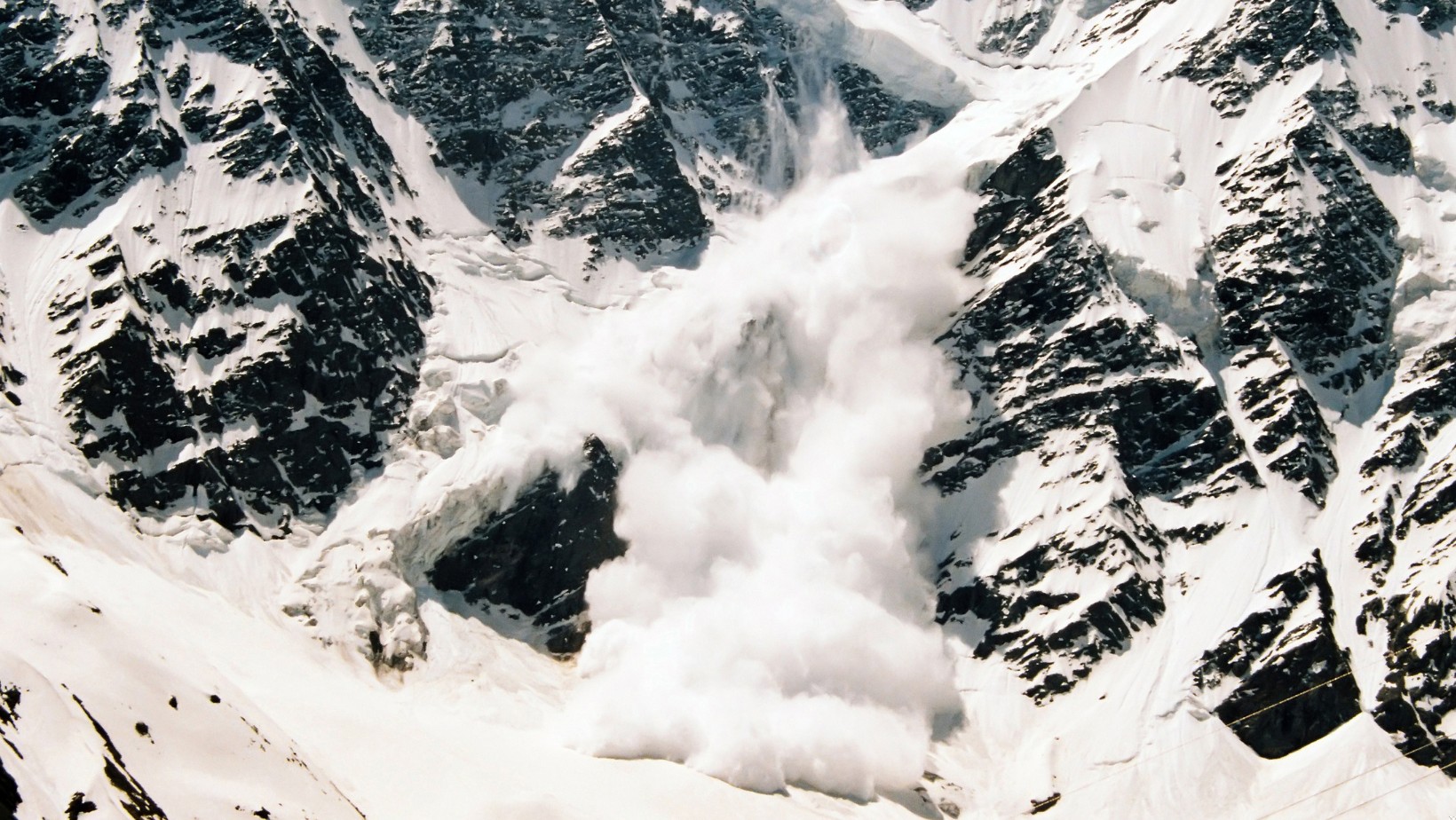 Zdjęcie Ogromna lawina w Tatrach! Przerażające nagranie! #1