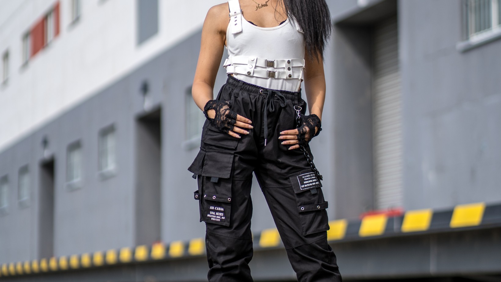 Zdjęcie Takich spodni u kobiet nie lubią mężczyźni. Lepiej ich unikać! #2