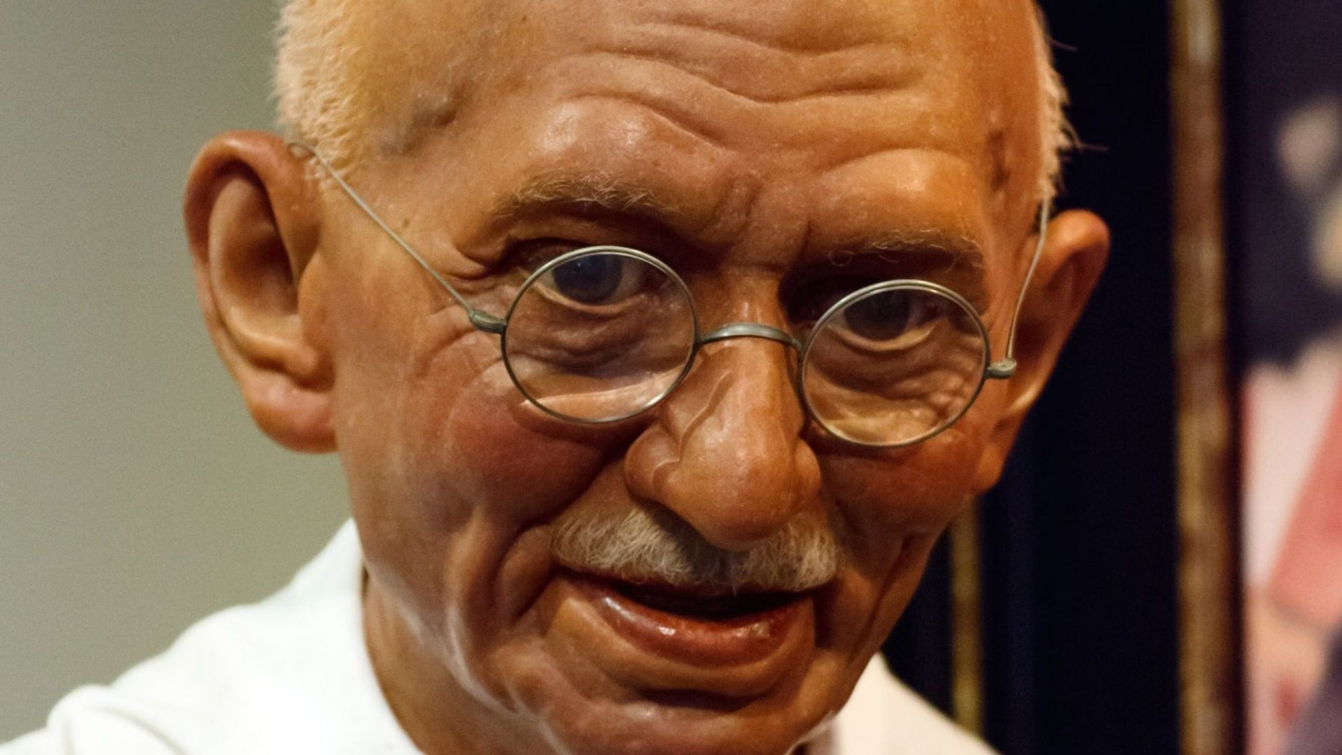 Mahatma Gandhi: [biografia, dokonania, cytaty]