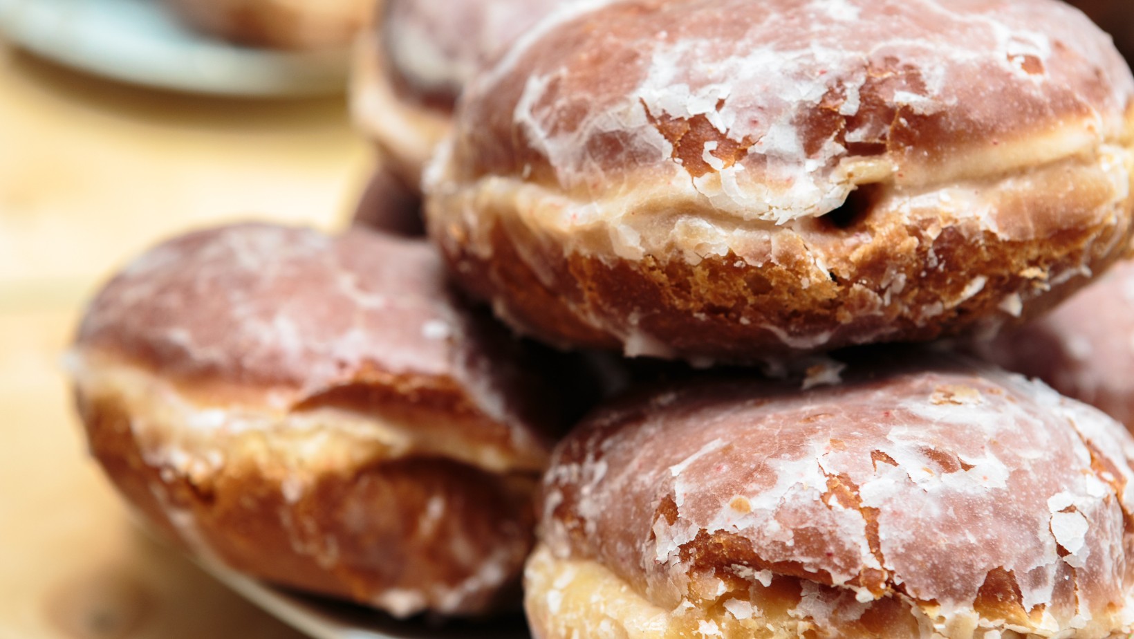 W którym sklepie kupimy najtańsze pączki? Lidl, Biedronka…?