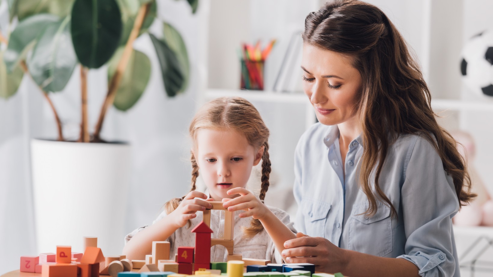 “Siostra wystawiła mi rachunek za opiekę nad dzieckiem! Na 1500 złotych!” [LIST DO REDAKCJI]