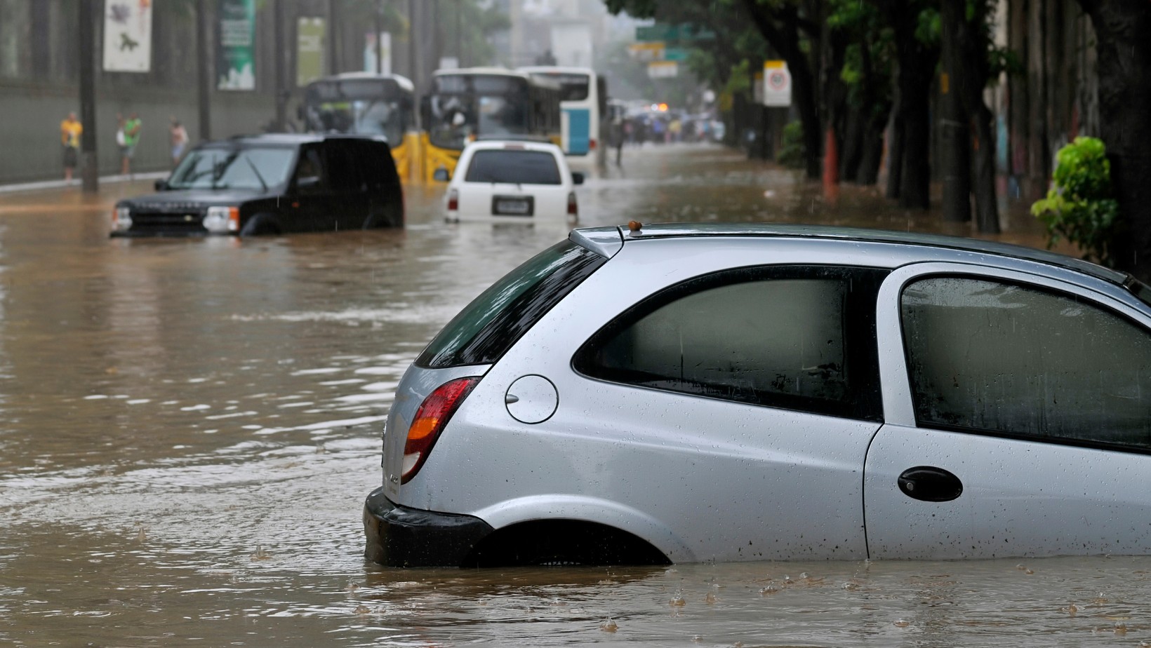 Dodatkowe 10 dni wolnego z powodu powodzi! Kto może skorzystać?