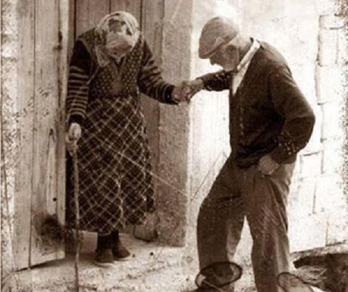 Lepsza kromka suchego chleba i przy tym spokój, niż dom pełen mięsa, a przy tym kłótnia