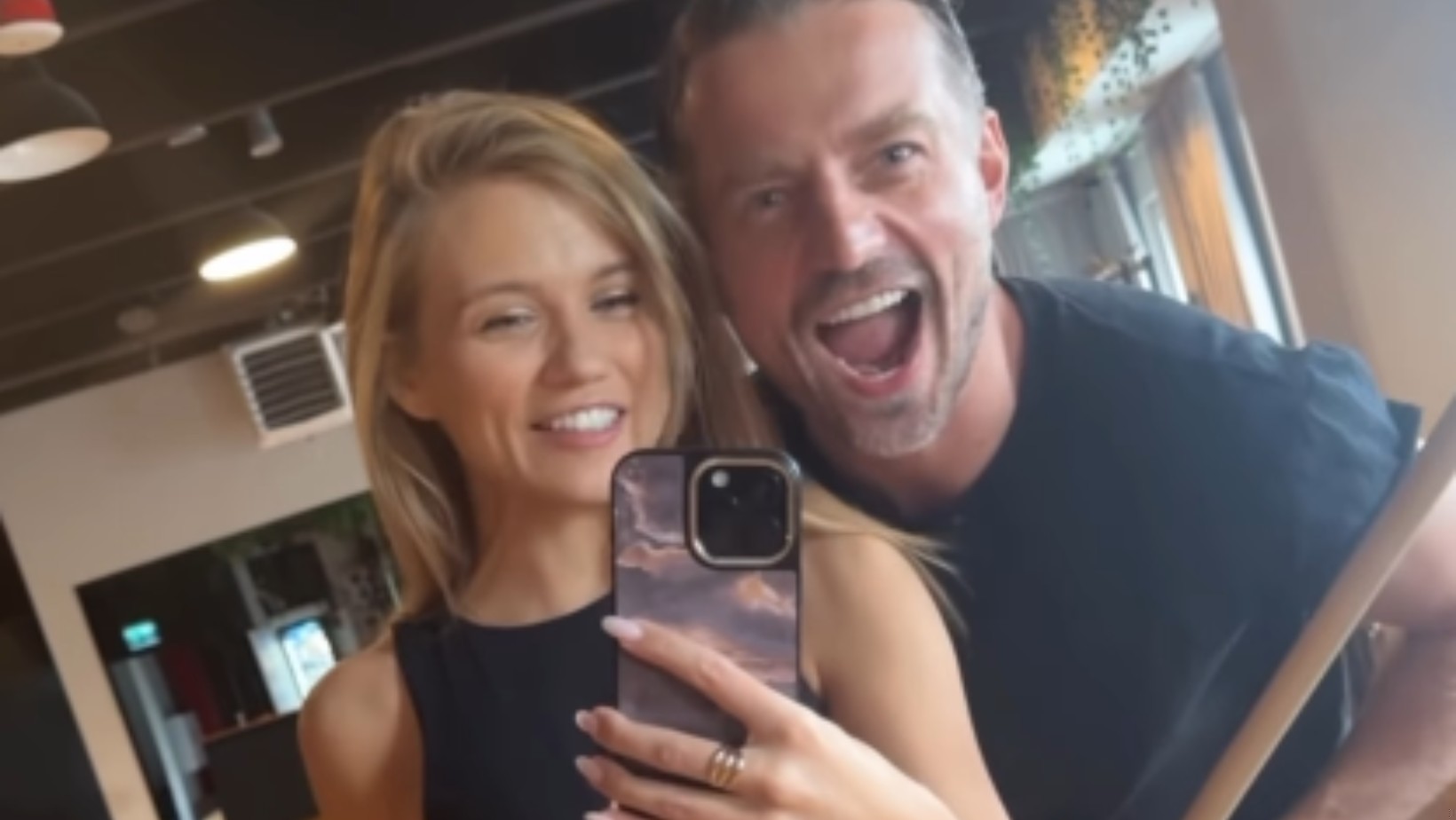 „Nie nazwałabym tego zakochaniem”: Zaskakujące słowa Kaczorowskiej o związku z Rogacewiczem