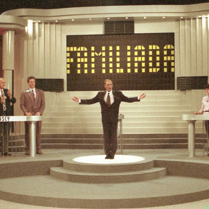 Zdjęcie Odwieczna zagadka rozwiązana! Karol Strasburger wyjawił, kim są "ankietowani" w "Familiadzie" #1