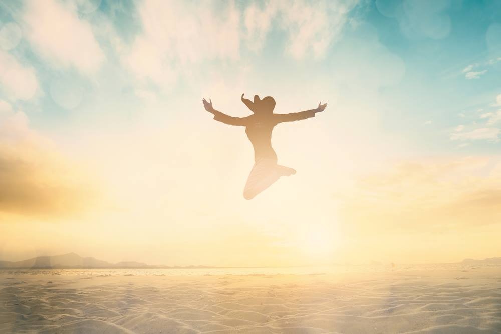 10 pięknych cytatów o szczęściu, które są warte przemyśleń